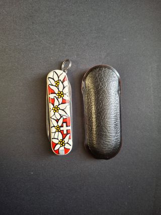 Navaja Victorinox Classic 58 mlm Edelweiss