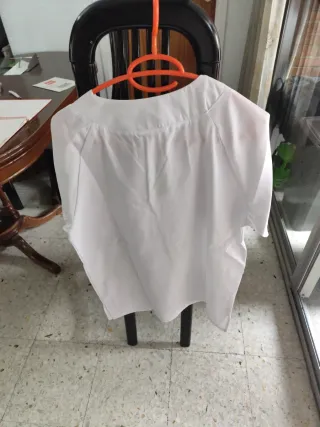 Conjunto de trabajo blanco pantalon y camisa