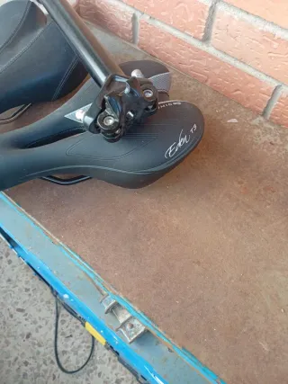 Sillín bicicleta y tija Specialized