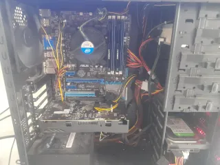 Torre Gamer Y7 Negra