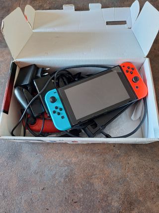 Pokémon Púrpura Nintendo Switch Quasi Nuovo