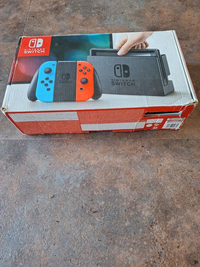 Pokémon Púrpura Nintendo Switch Casi Nuevo