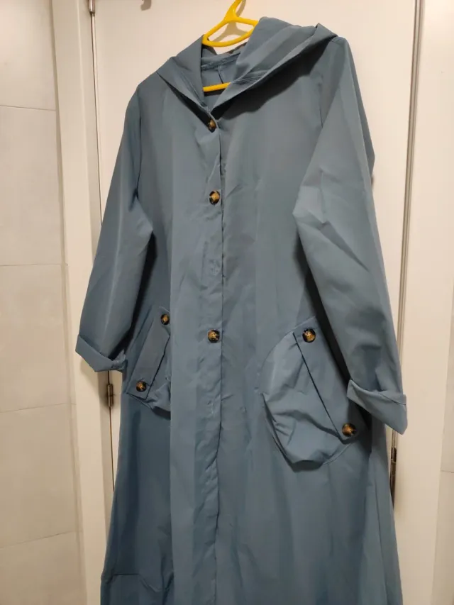 Chubasquero ligero azul talla XXL