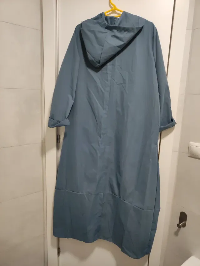 Chubasquero ligero azul talla XXL