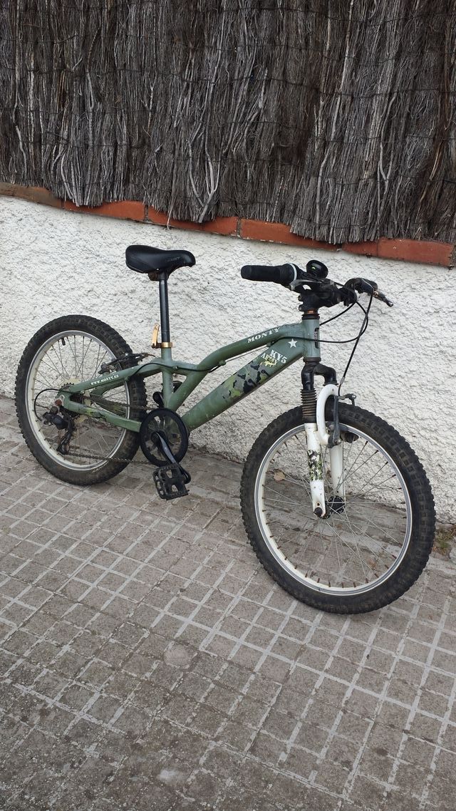 Bicicleta 6 marchas niño Monty Army