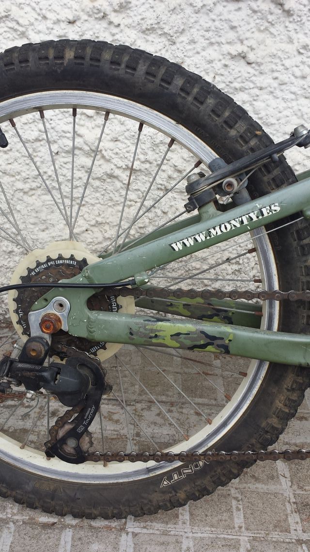 Bicicleta 6 marchas niño Monty Army