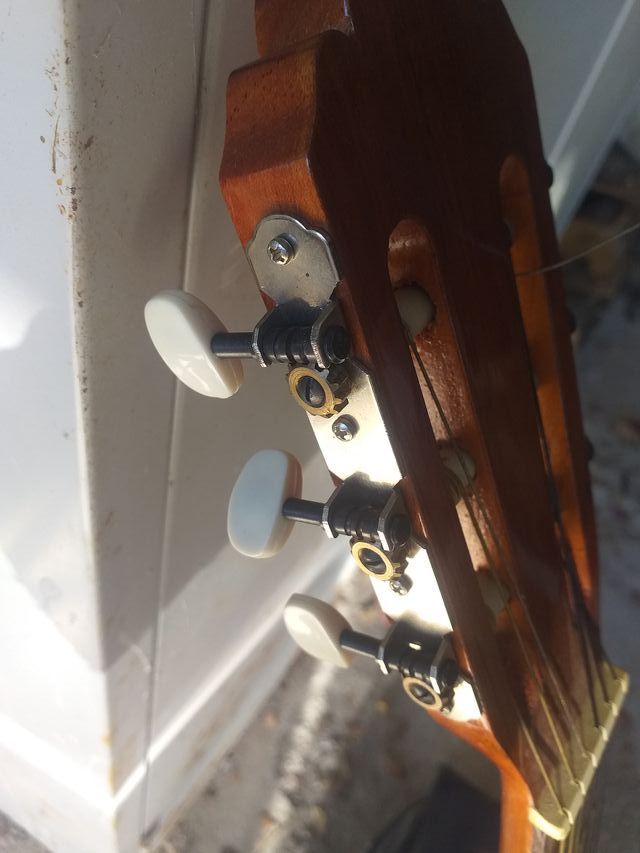 Chitarra acustica vintage