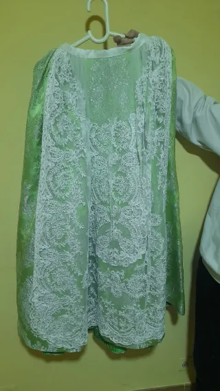 Traje de fallera verde nuevo 36-40