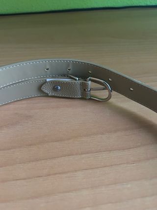 Cinturón Lacoste Beige/Dorado