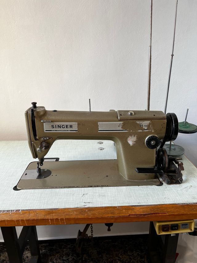 Máquina de coser Singer