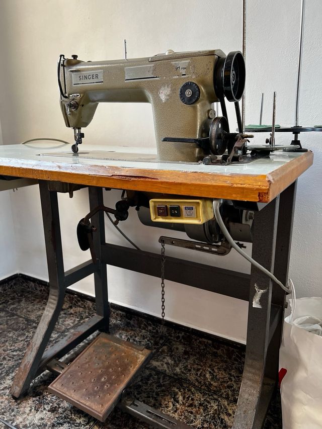 Máquina de coser Singer