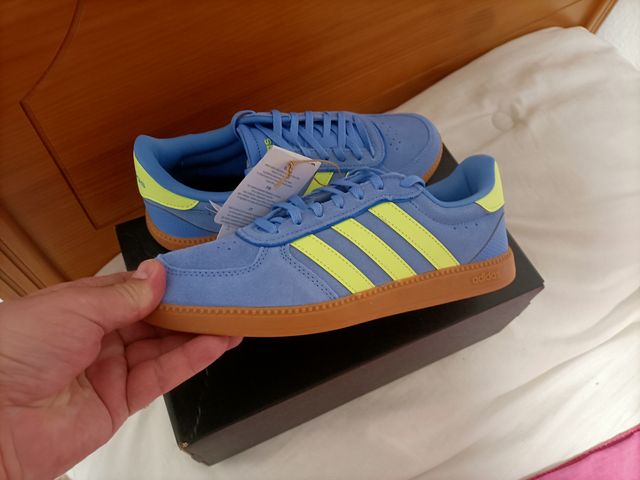 Zapatillas Adidas Talla 40 Azul y Amarillo