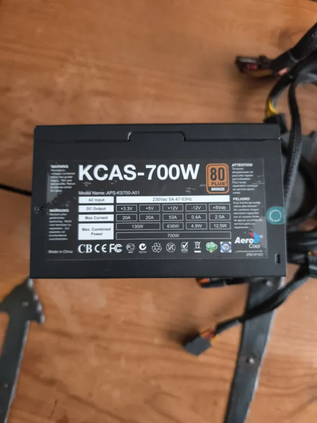 Fuente Alimentación KCAS-700W 80 Plus Bronze