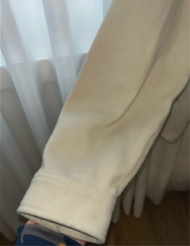 Set de 2: Jersey-Mango y Sobrecamisa Beige H&M