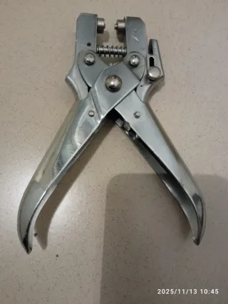 Alicates para remaches