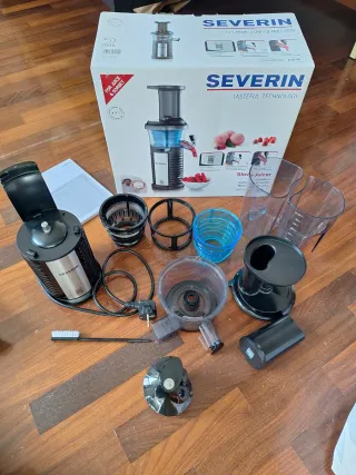 Estrattore di succo SEVERIN Slow Juicer
