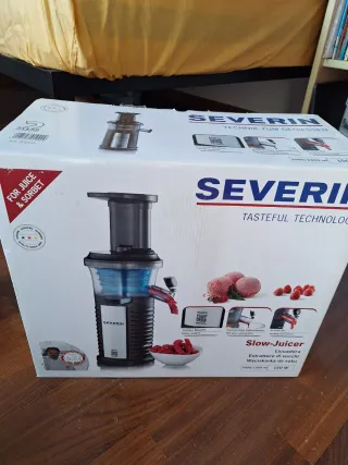 Estrattore di succo SEVERIN Slow Juicer