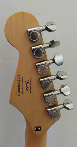 Guitarra Squier Strat