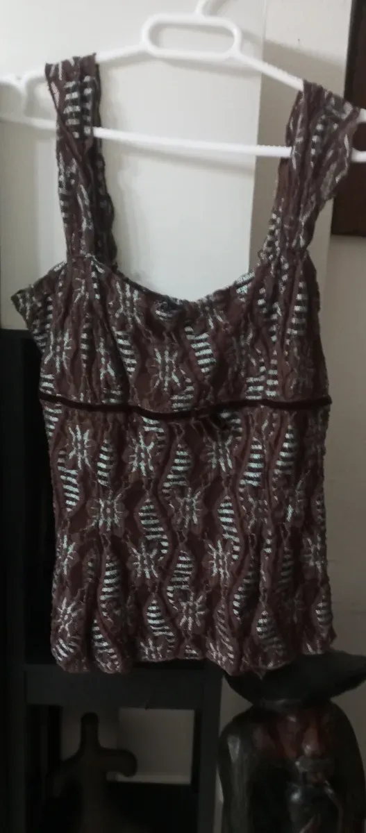 Conjunto de top y falda