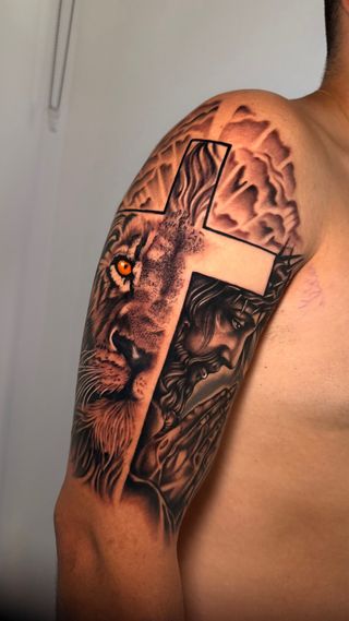 Tatuador en Cerdanyola del Vallès