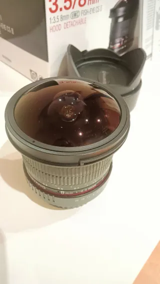 Objetivo Samyang 8mm F3.5 UMC Fisheye CS II