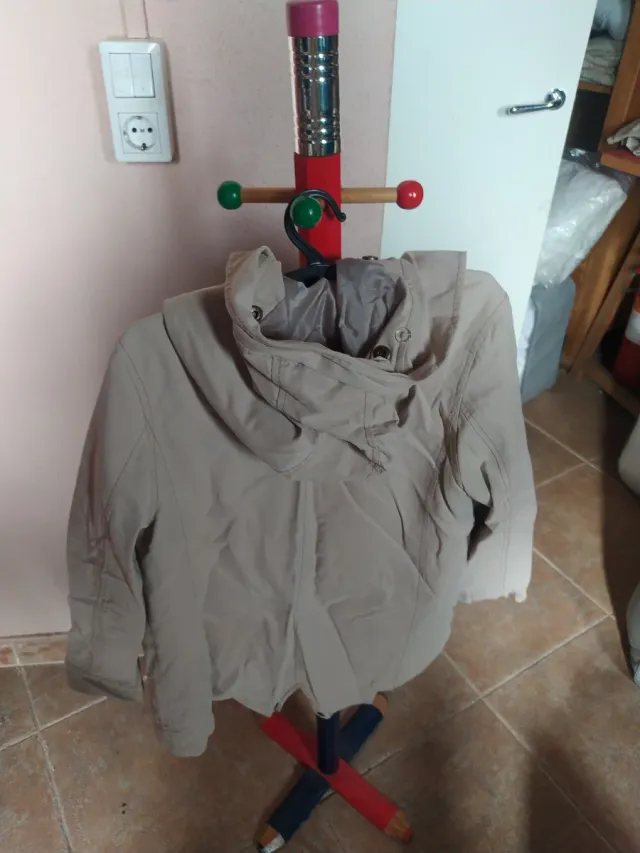 Chaqueta niña beige