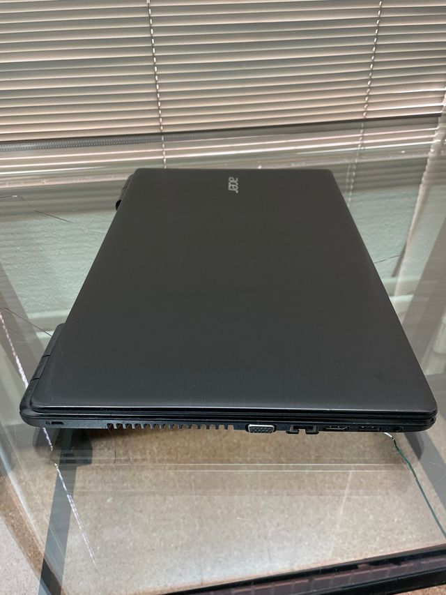 Portátil Acer Aspire E5-571 15,6″ Intel i3