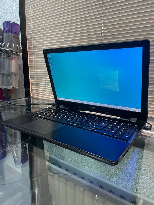 Portátil Acer Aspire E5-571 15,6″ Intel i3