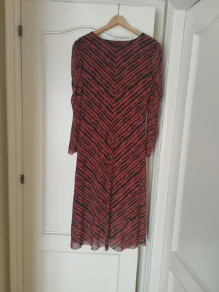 Vestido midi ICHI estampado cebra