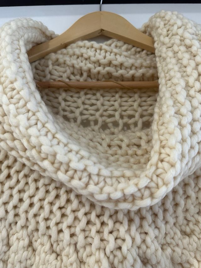 Poncho lana lavorato a mano