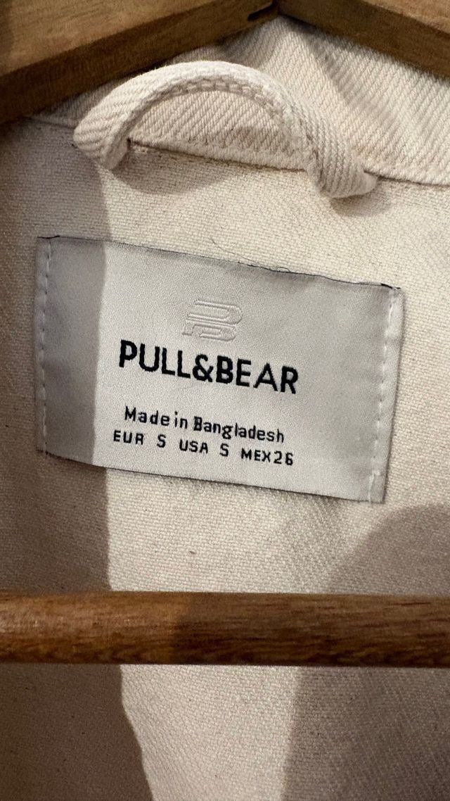 Cazadora Pull&Bear Beige