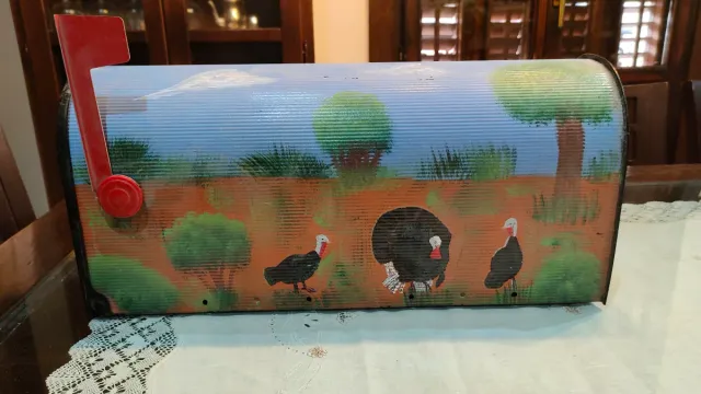 Buzón U.S. MAIL pintado a mano