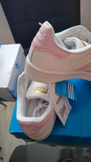 Adidas Superstar Talla 36 Rosa y Blanco