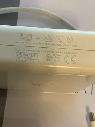 Cargador Apple MacBook Pro  87W USB-C