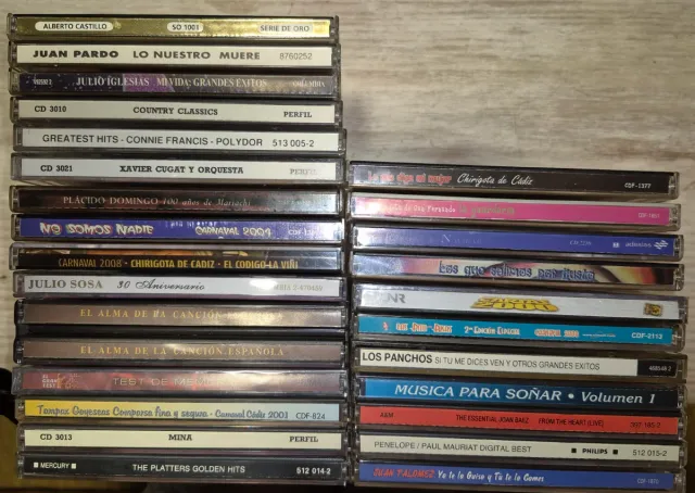 Lote de 27 CDs Música Variada.