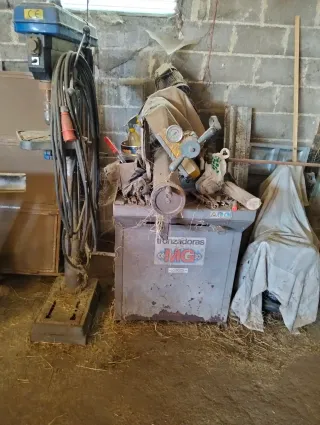 Sierra y taladro de columna