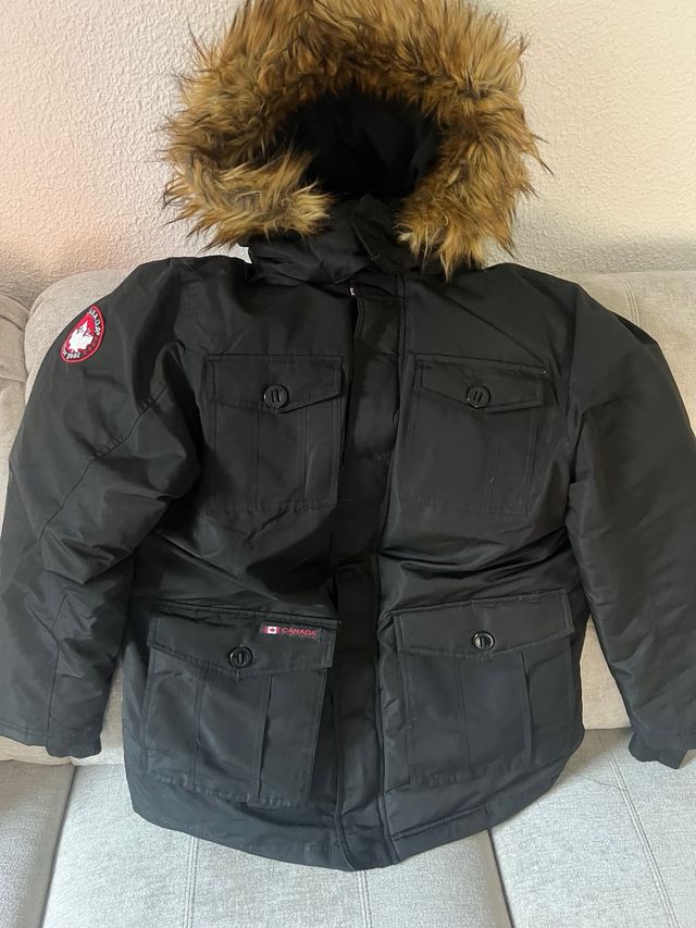 Parka Canada Weather Gear Talla L Negra