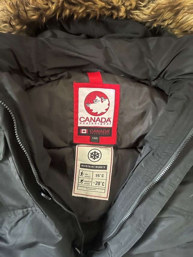 Parka Canada Weather Gear Talla L Negra