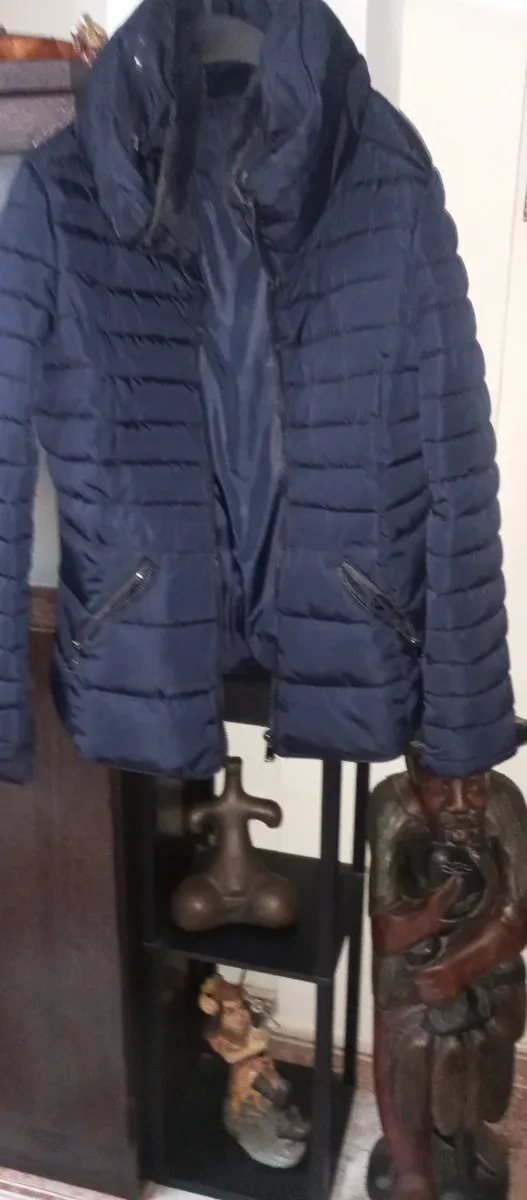 Chaquetón azul acolchado