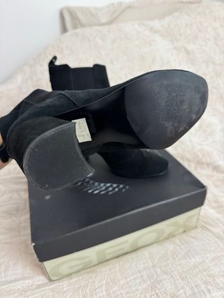 Botines cuero Negros Tacón