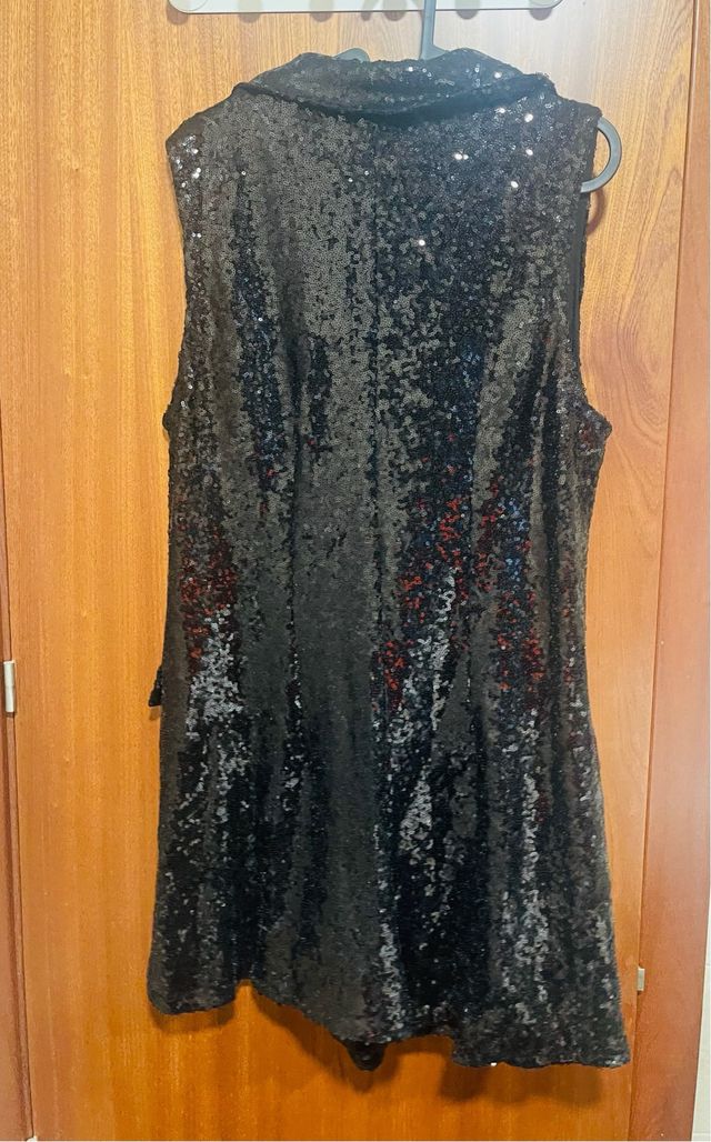 Mono corto lentejuelas negro, nuevo con etiqueta