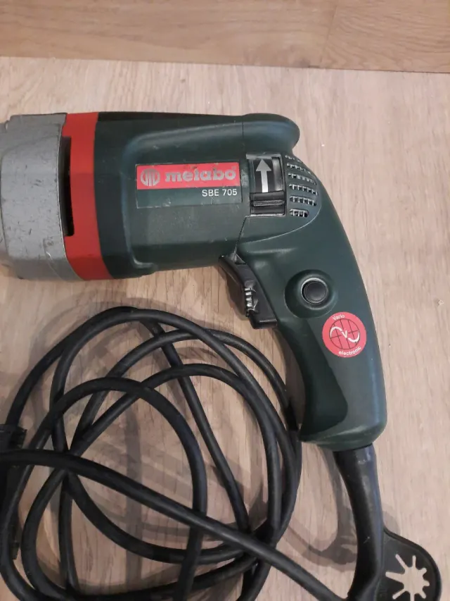 Taladro Metabo con maletín