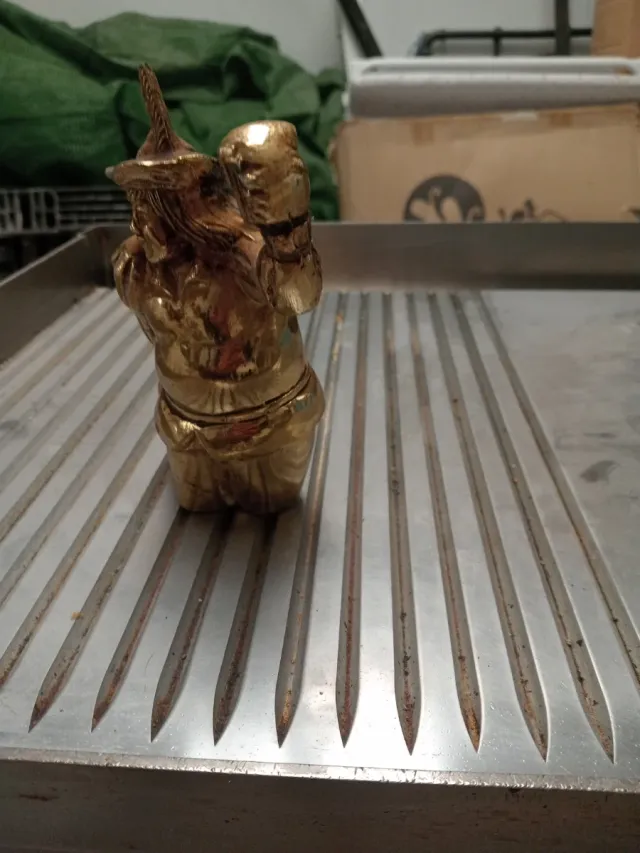 Figura Gambrinus de cobré