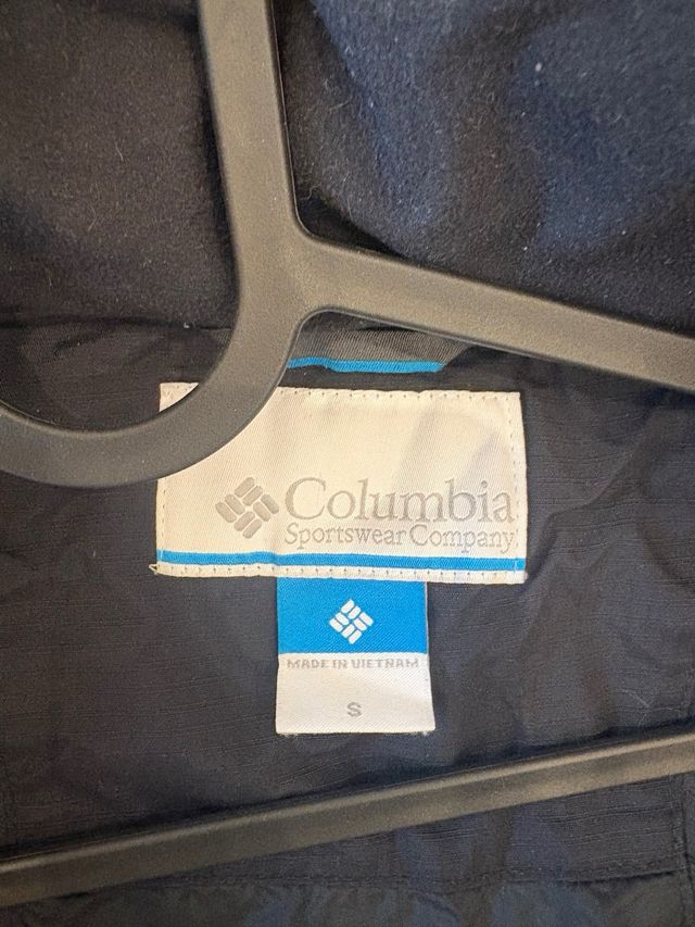 Abrigo Columbia Talla S Negro