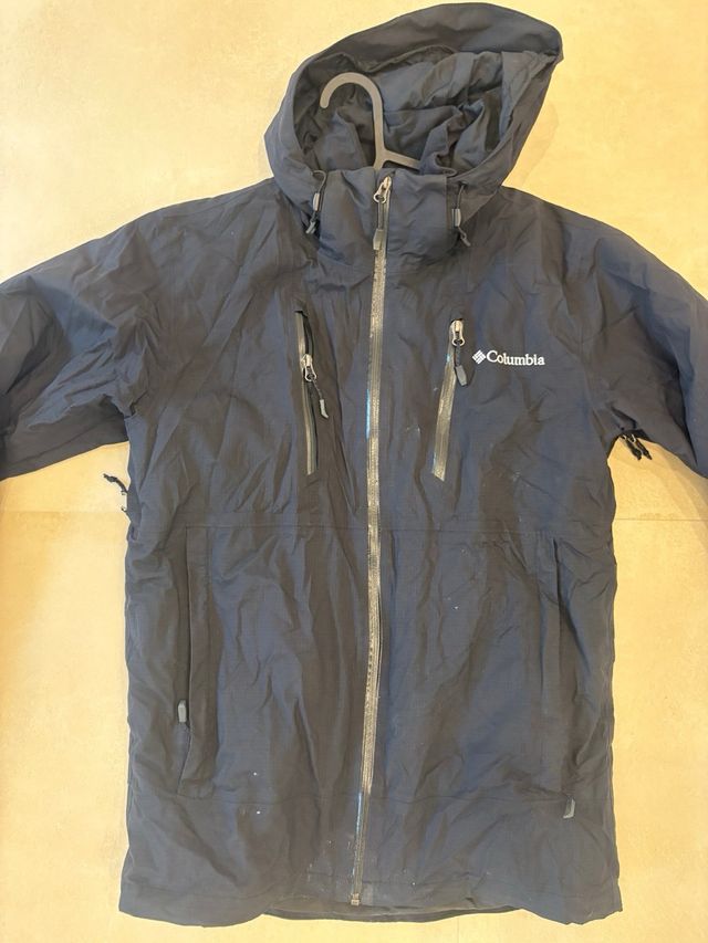 Abrigo Columbia Talla S Negro