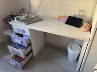 Dormitorio juvenil con cajones