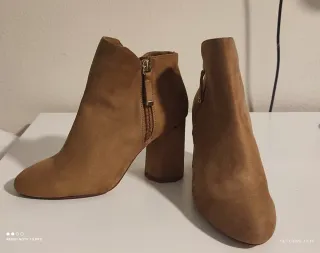 Botines Bershka Talla 37