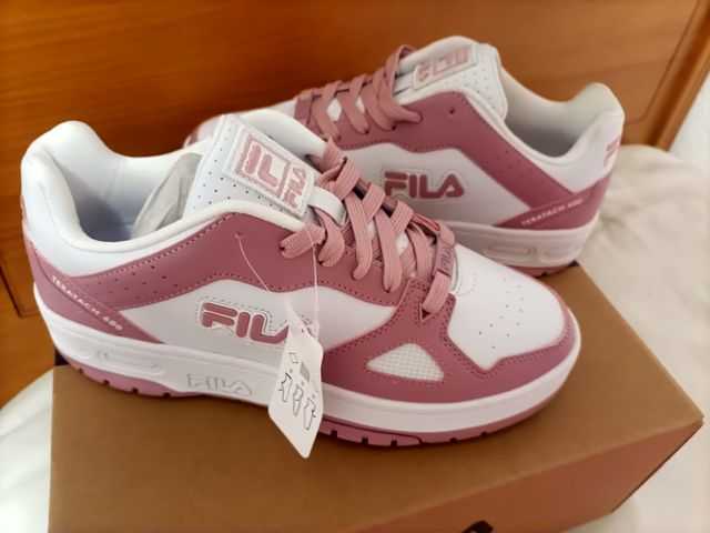 Zapatillas Fila Talla 39 Rosa y Blancas