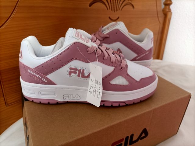 Zapatillas Fila Talla 39 Rosa y Blancas