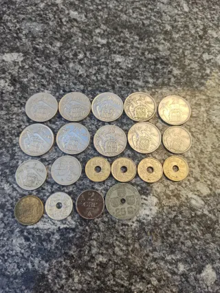 LOTE DE MONEDAS ANTIGUAS